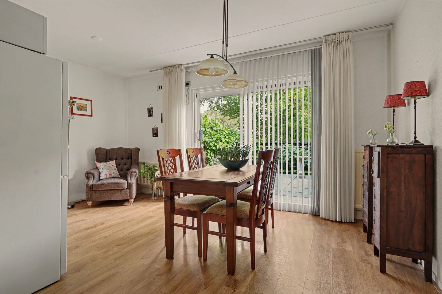 Tussenwoning te koop: Magnoliastraat 42, Enschede