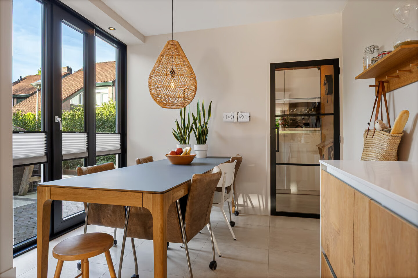 Tussenwoning te koop: Pijlhuishorst 12, Enschede