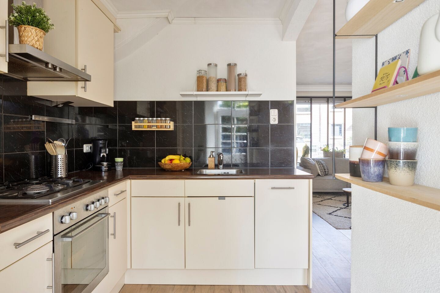 Hoekwoning te koop: Dotterbloemstraat 55, Enschede