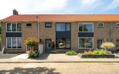 Dr. Bezoenstraat 5