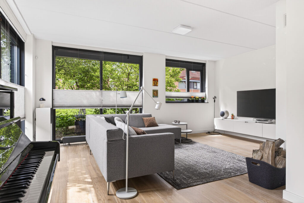 Vrijstaande woning te koop: winterjuffer 2, Enschede