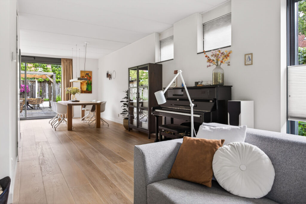 Vrijstaande woning te koop: winterjuffer 2, Enschede