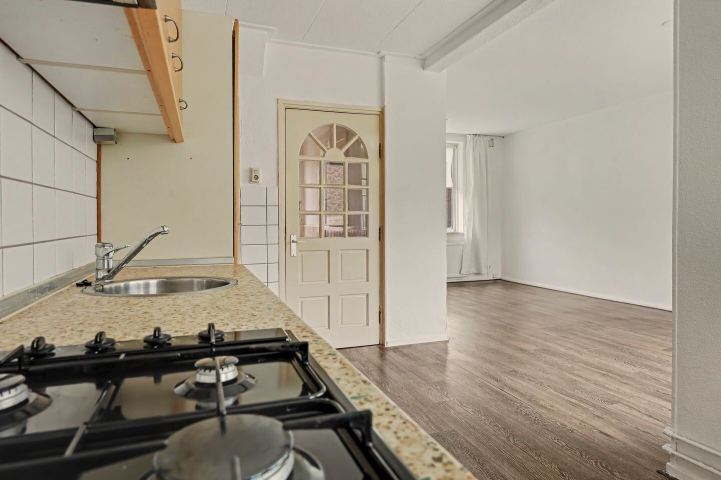 Tussenwoning te koop: W.C. Schoutenstraat 9, Enschede