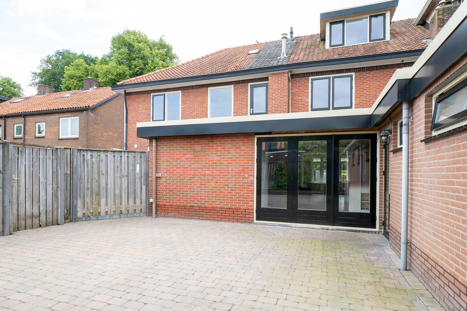 Tussenwoning te koop: Noord Esmarkerrondweg 448, Enschede