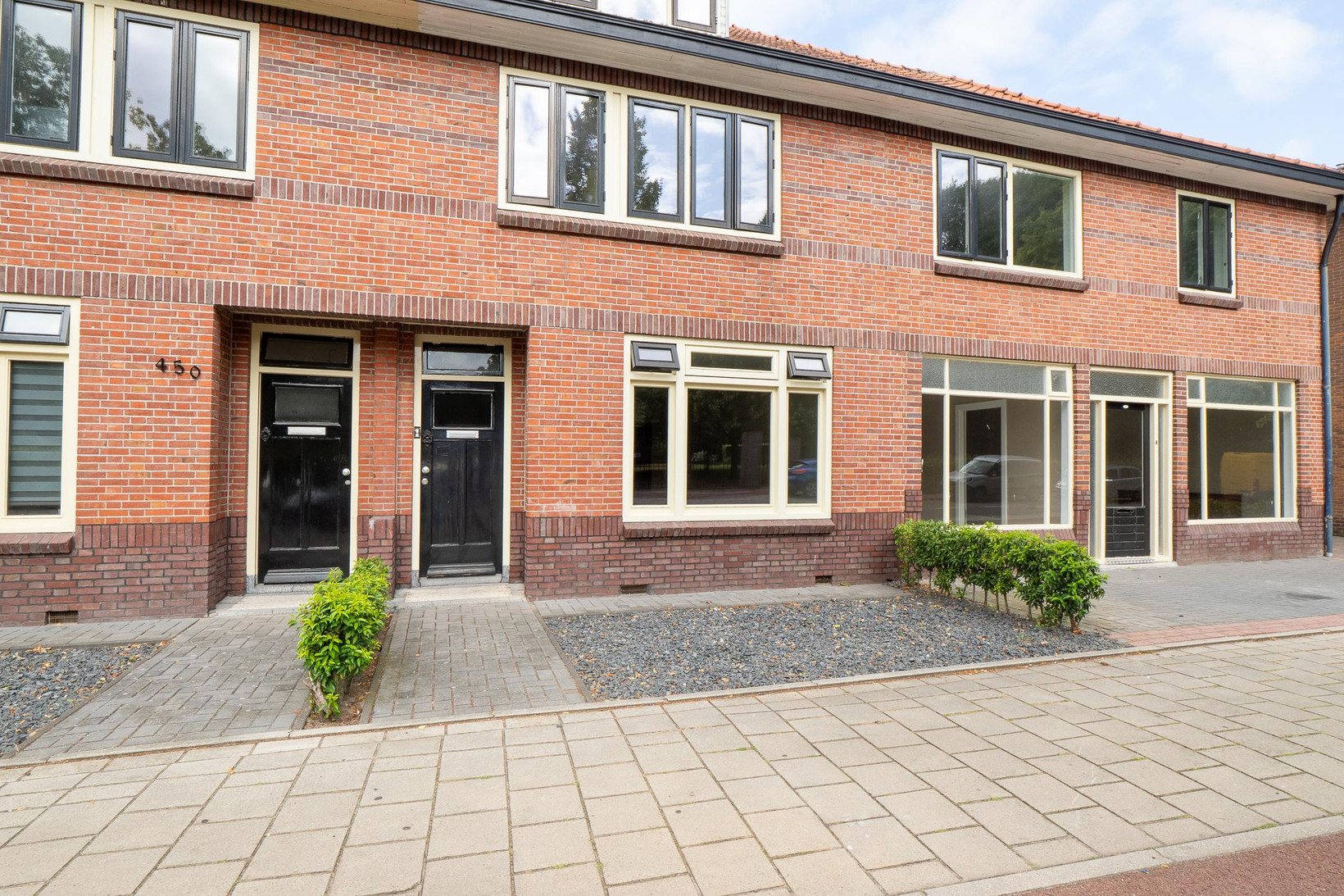 Tussenwoning te koop: Noord Esmarkerrondweg 448, Enschede
