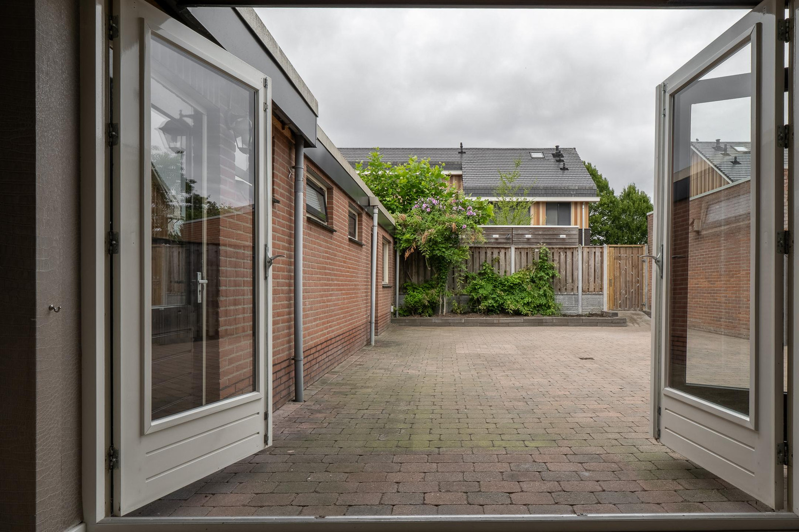 Tussenwoning te koop: Noord Esmarkerrondweg 448, Enschede