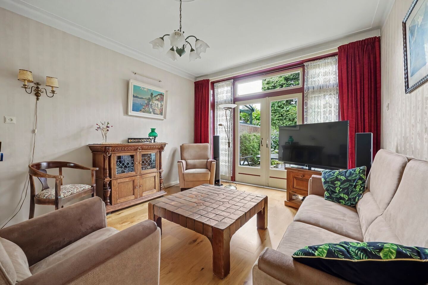 Twee-onder-één-kap te koop: Gronausestraat 199, Enschede