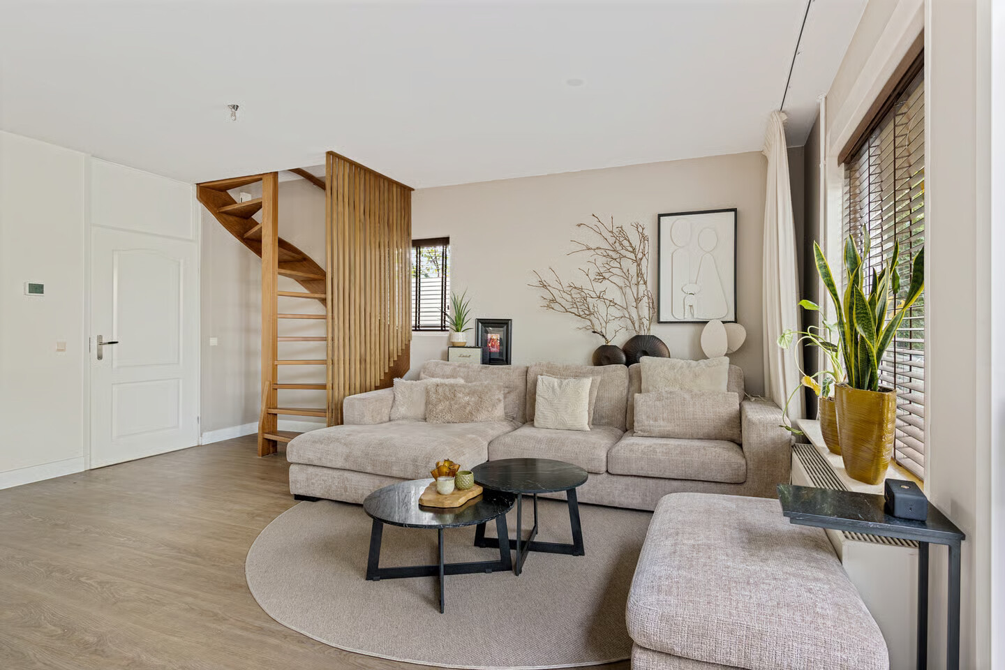 Hoekwoning te koop: Rondostraat 150, Enschede