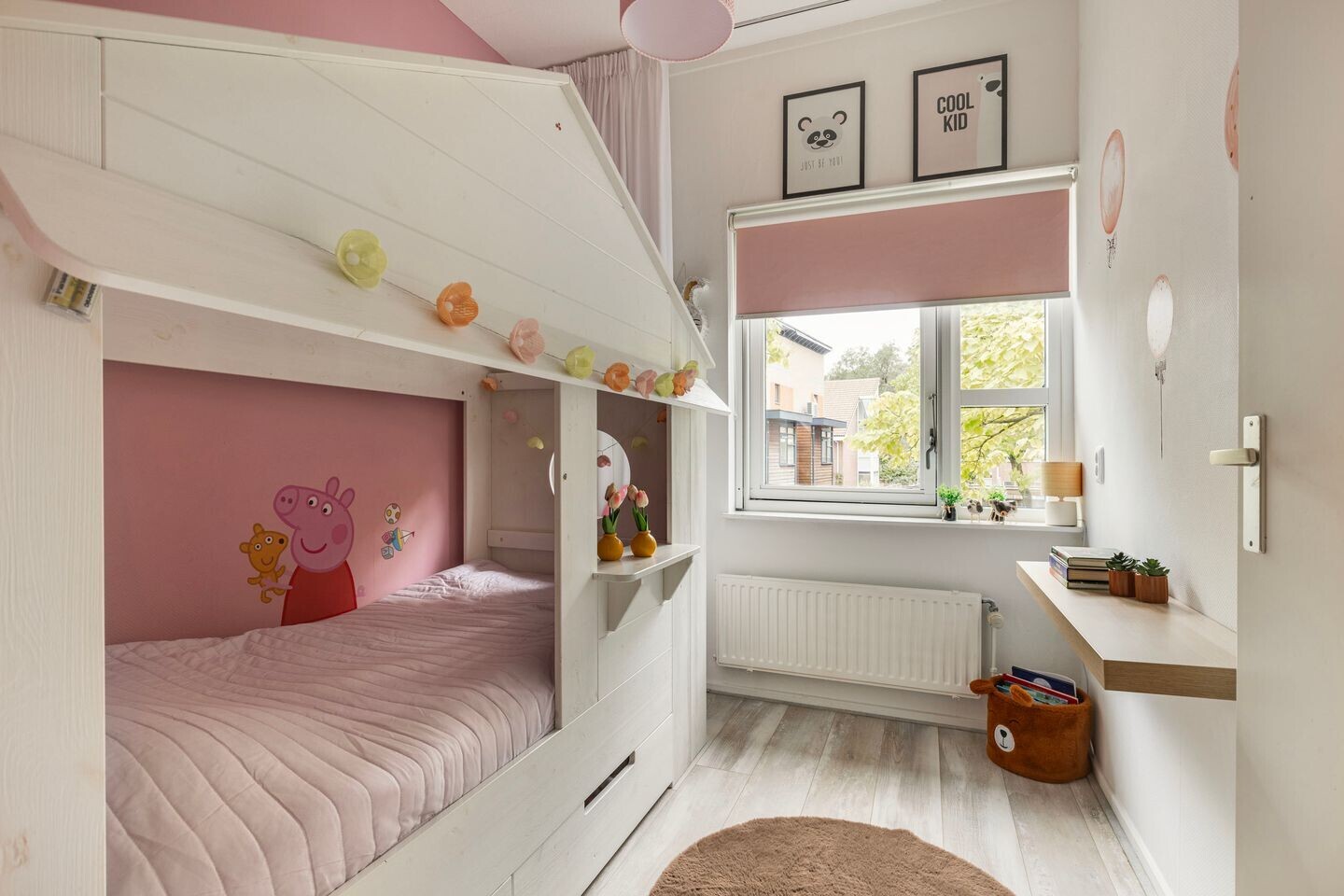 Tussenwoning te koop: heralaan 26, Enschede