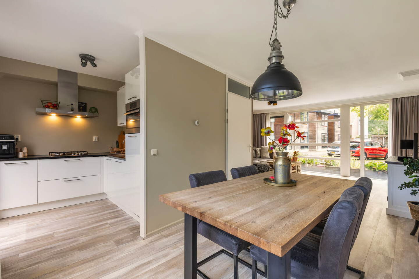 Tussenwoning te koop: heralaan 26, Enschede