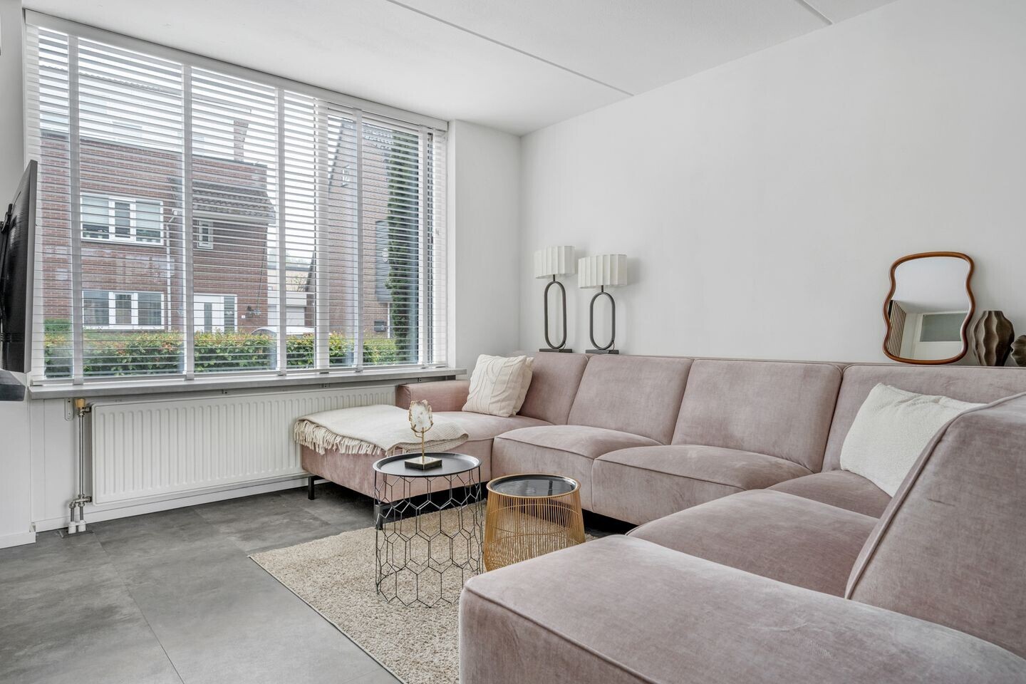 Tussenwoning te koop: Ikaroslaan 6, Enschede