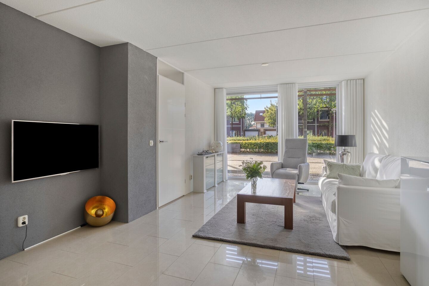 Hoekwoning te koop: Ledalaan 17, Enschede