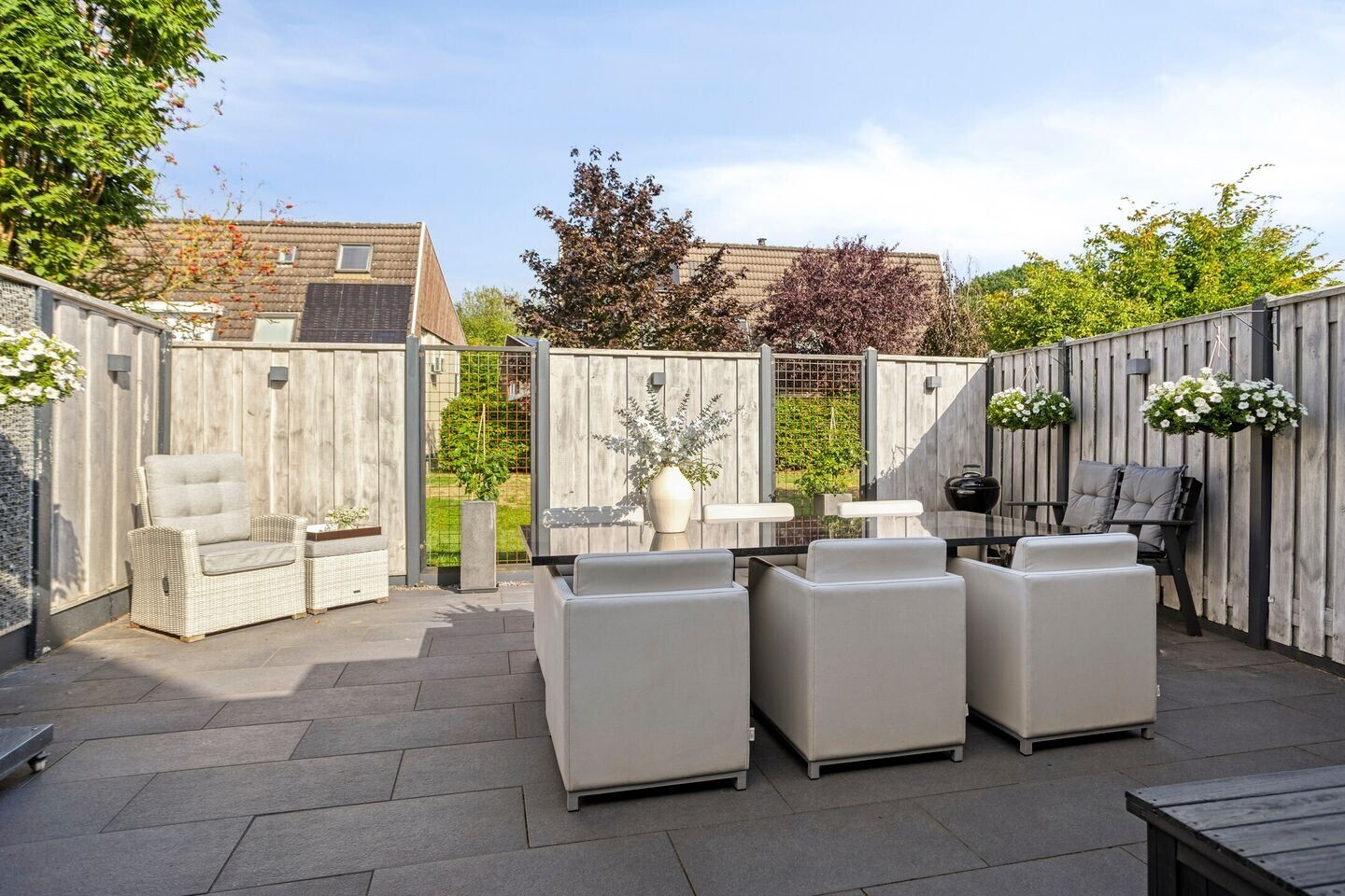 Hoekwoning te koop: Ledalaan 17, Enschede