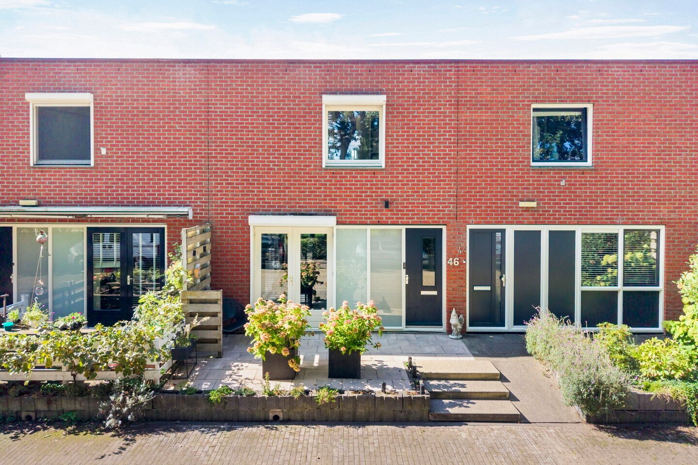 Tussenwoning te koop: Pijlkruidlaan 46, Enschede