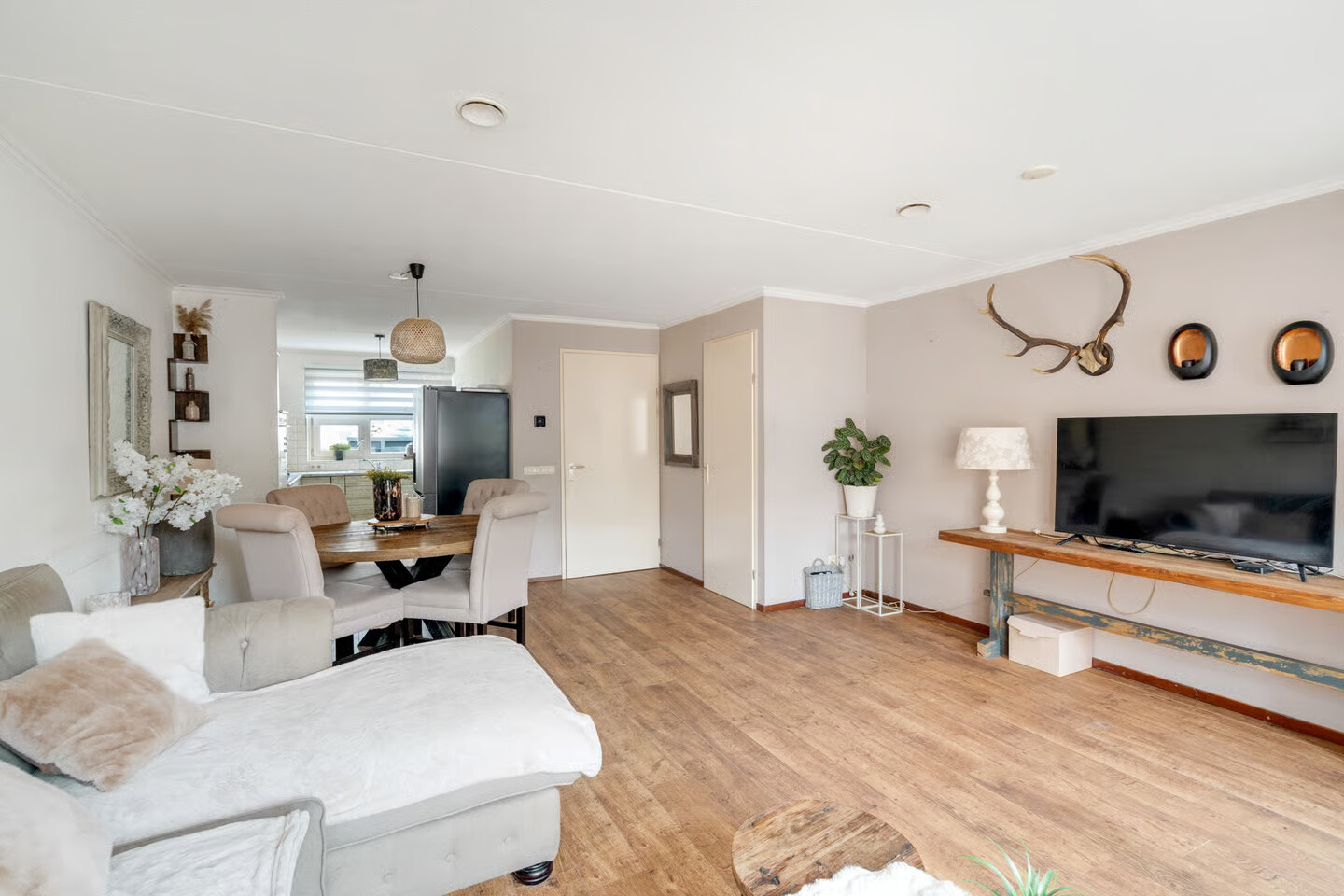Tussenwoning te koop: Waterlelielaan 3, Enschede