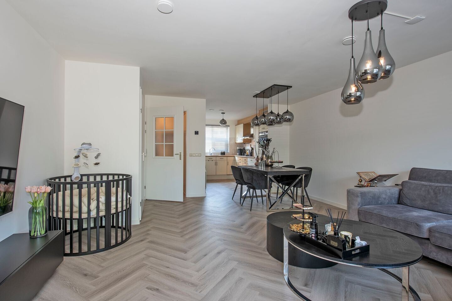 Tussenwoning te koop: Waterlelielaan 4, Enschede