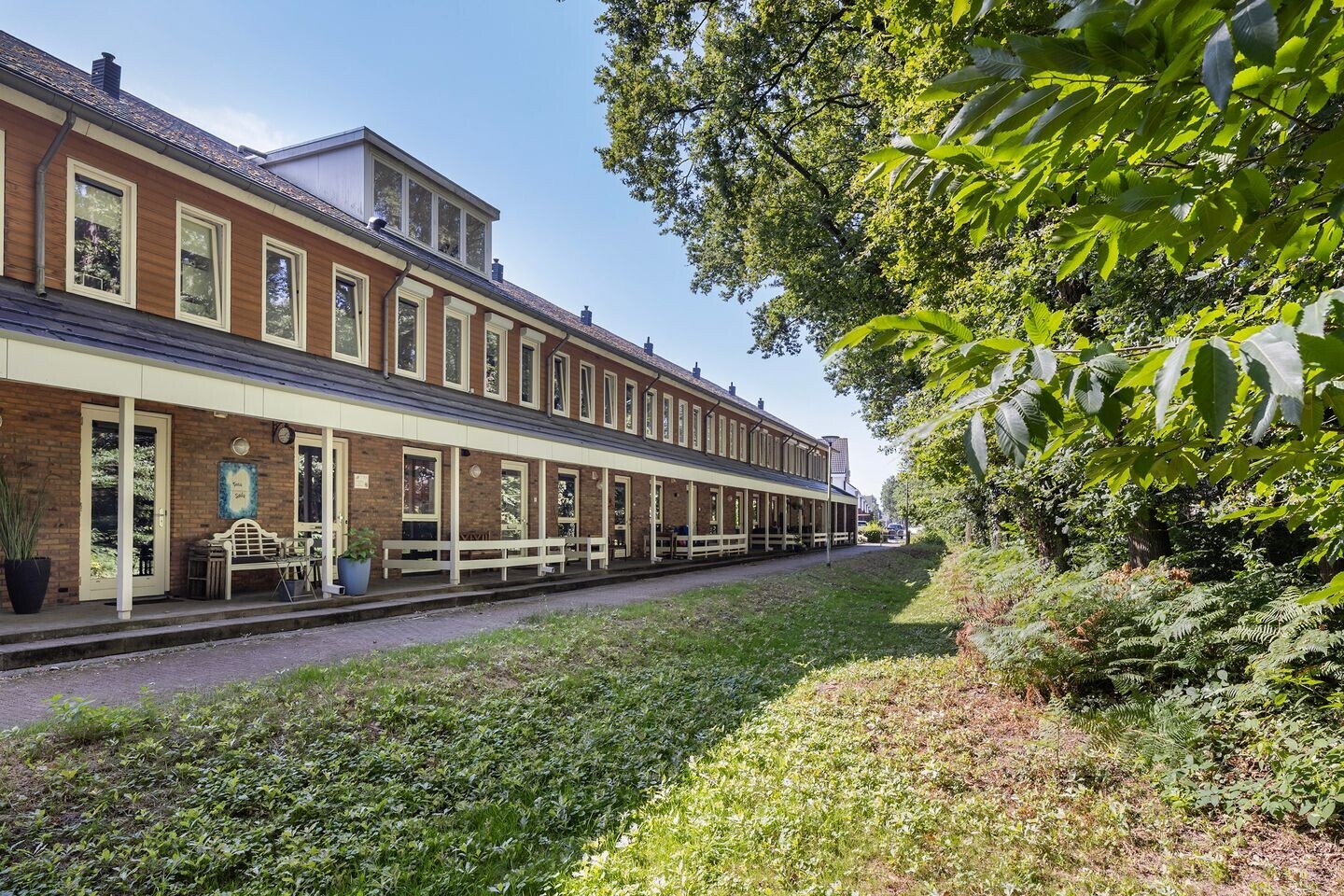 Tussenwoning te koop: Avondroodvlinder 8, Enschede