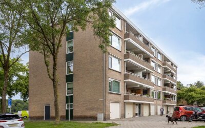 J.J. van Deinselaan 422