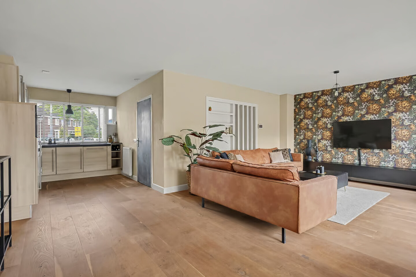 Tussenwoning te koop: Hofstedeweg 140, Enschede
