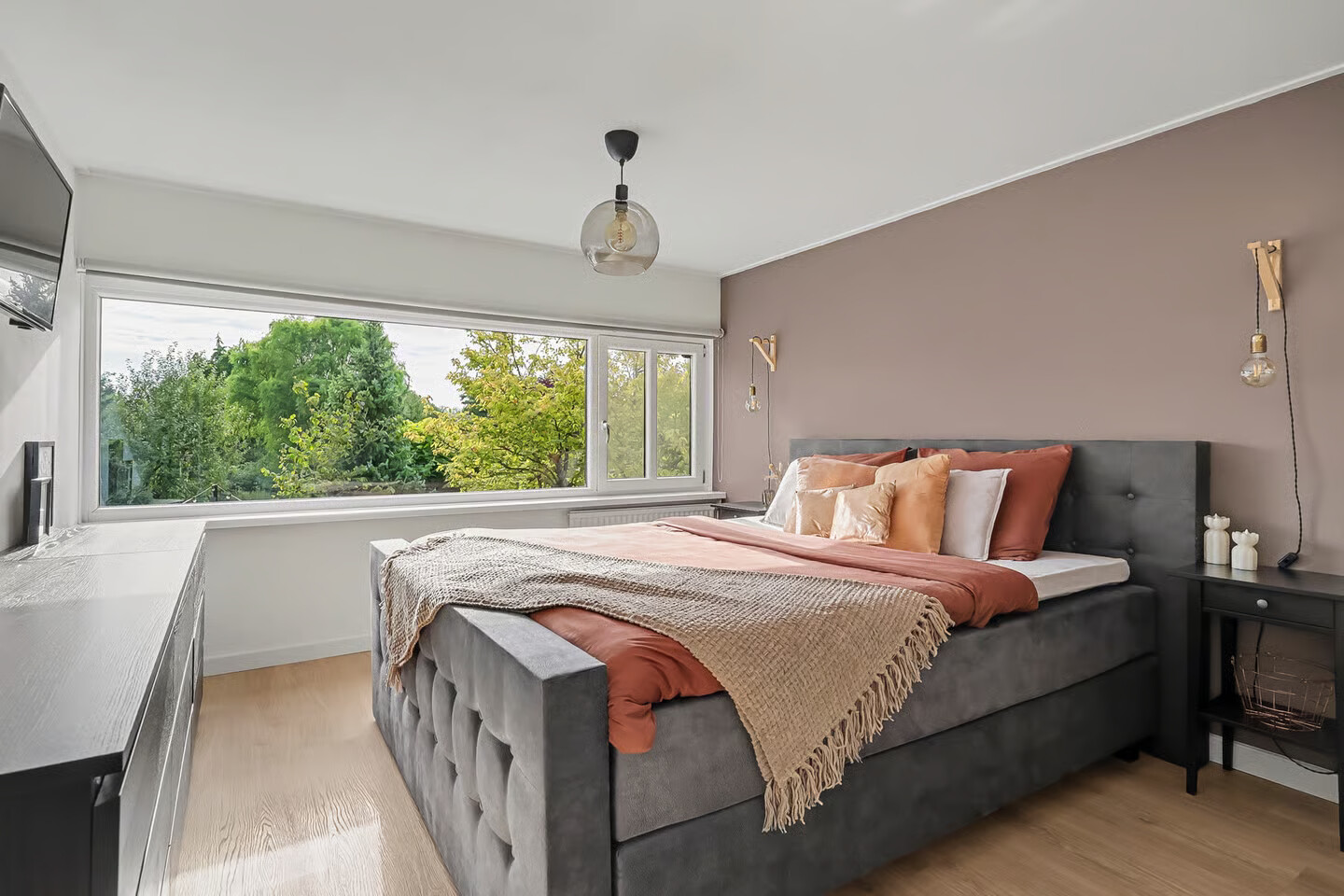 Tussenwoning te koop: Hofstedeweg 140, Enschede
