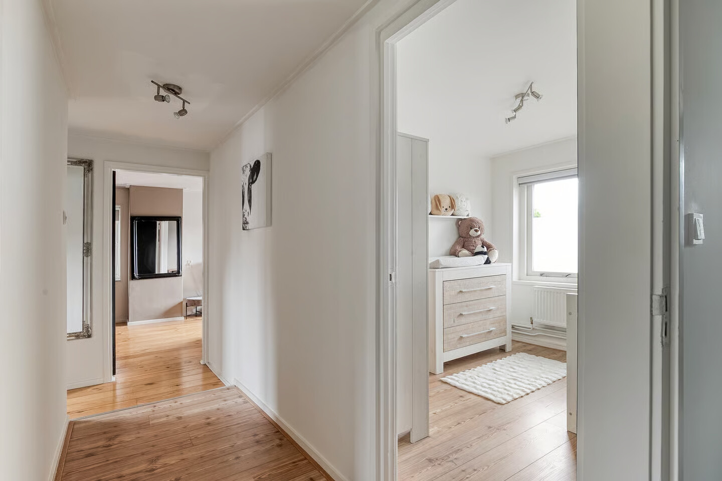 Twee-onder-één-kap te koop: Hofstedeweg 198, Enschede