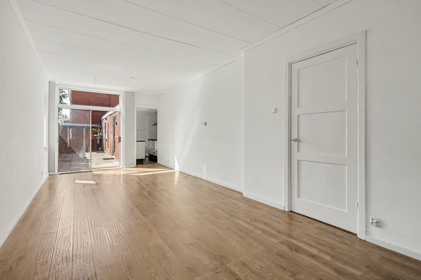 Twee-onder-één-kap te koop: Van Heutzplein 14, Enschede