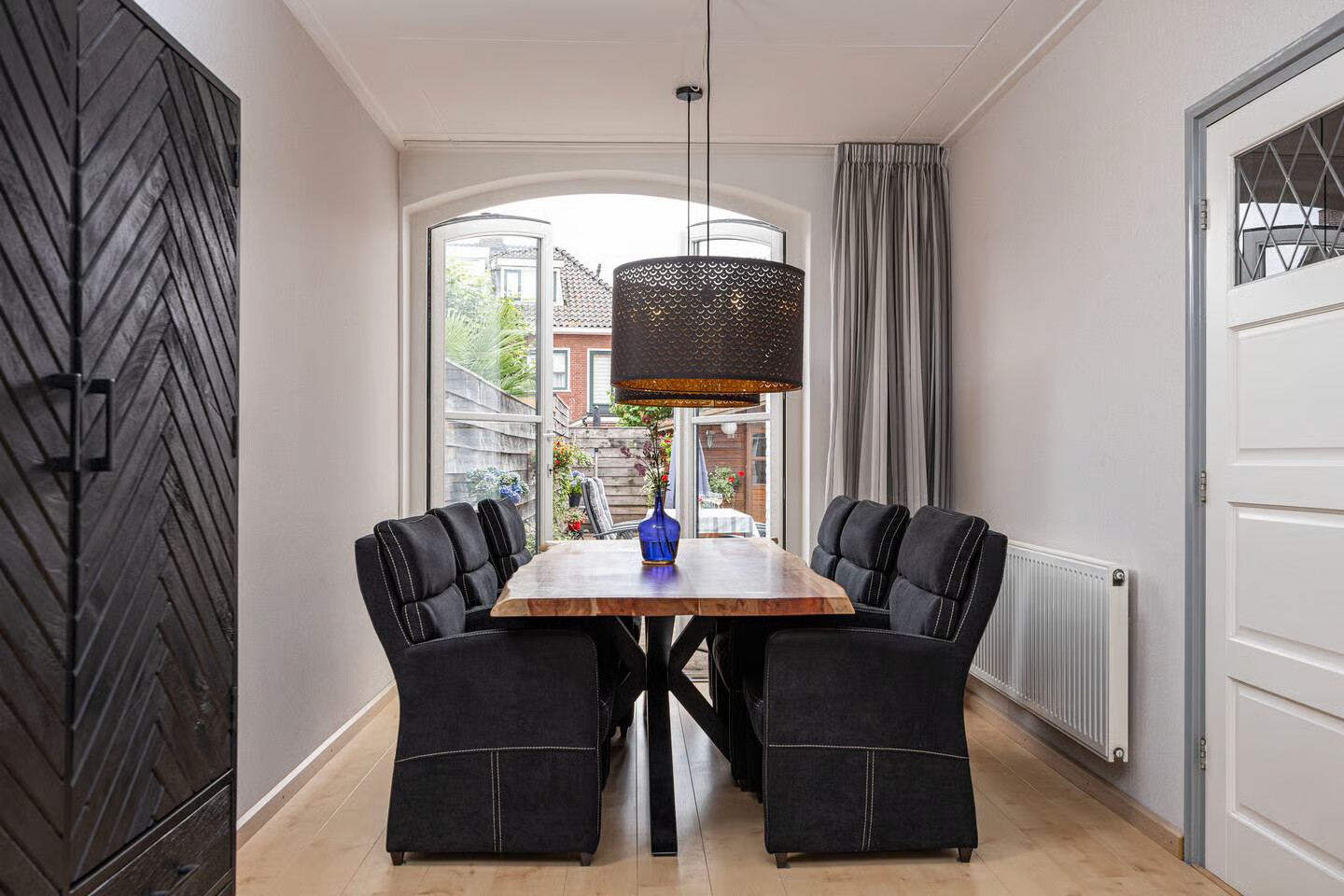 Twee-onder-één-kap te koop: Preangerstraat 25, Enschede