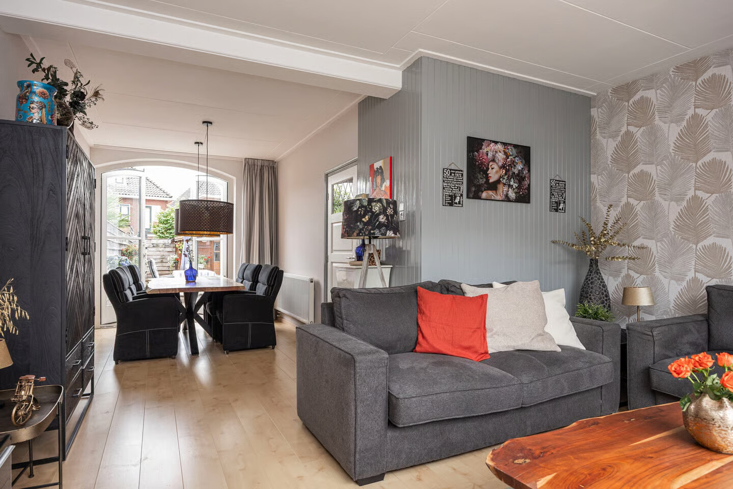 Twee-onder-één-kap te koop: Preangerstraat 25, Enschede