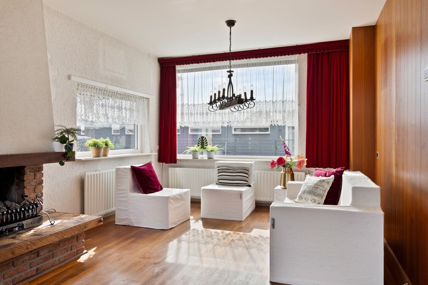 Tussenwoning te koop: Olympialaan 33, Enschede