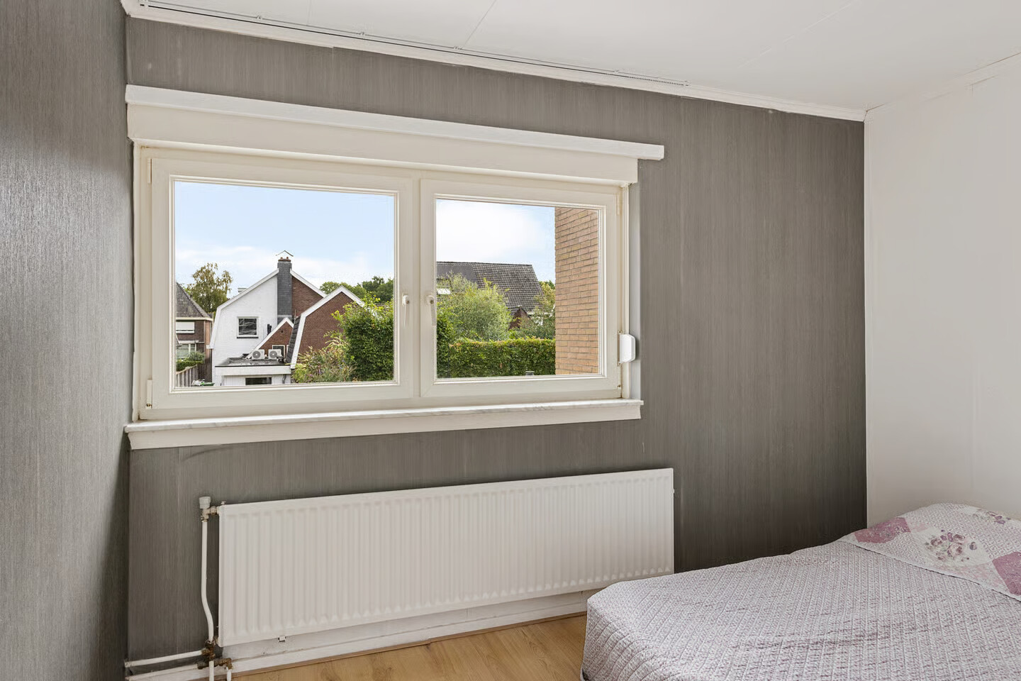 Tussenwoning te koop: Marathonstraat 23, Enschede