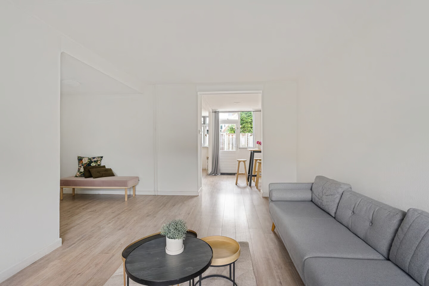 Tussenwoning te koop: Marathonstraat 23, Enschede