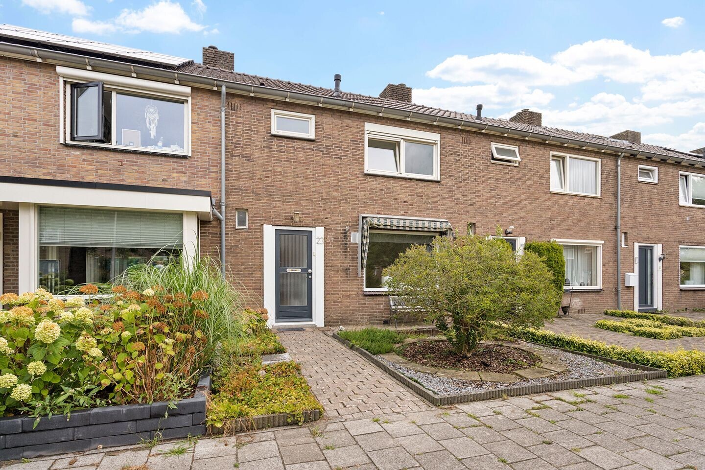 Tussenwoning te koop: Marathonstraat 23, Enschede
