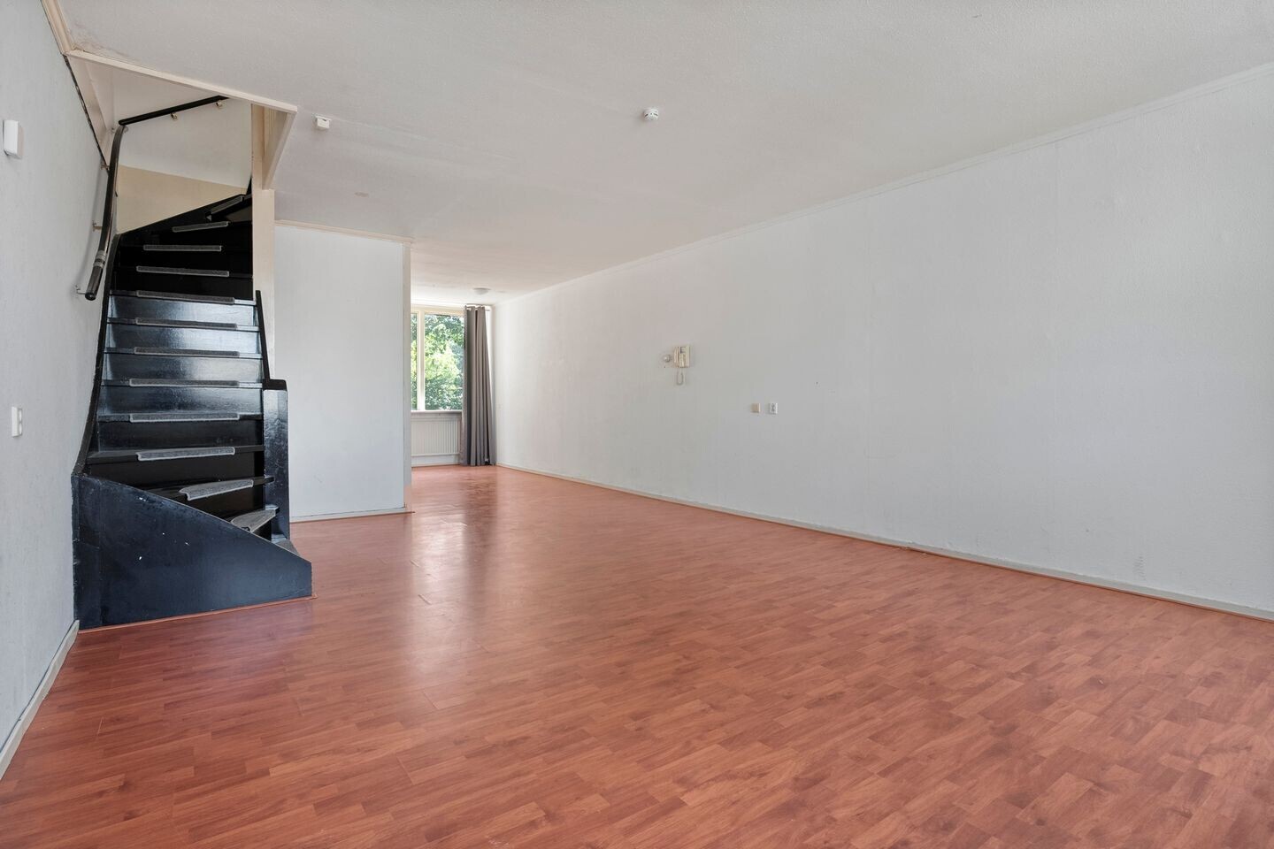 Tussenwoning te koop: Auskamplanden 217, Enschede
