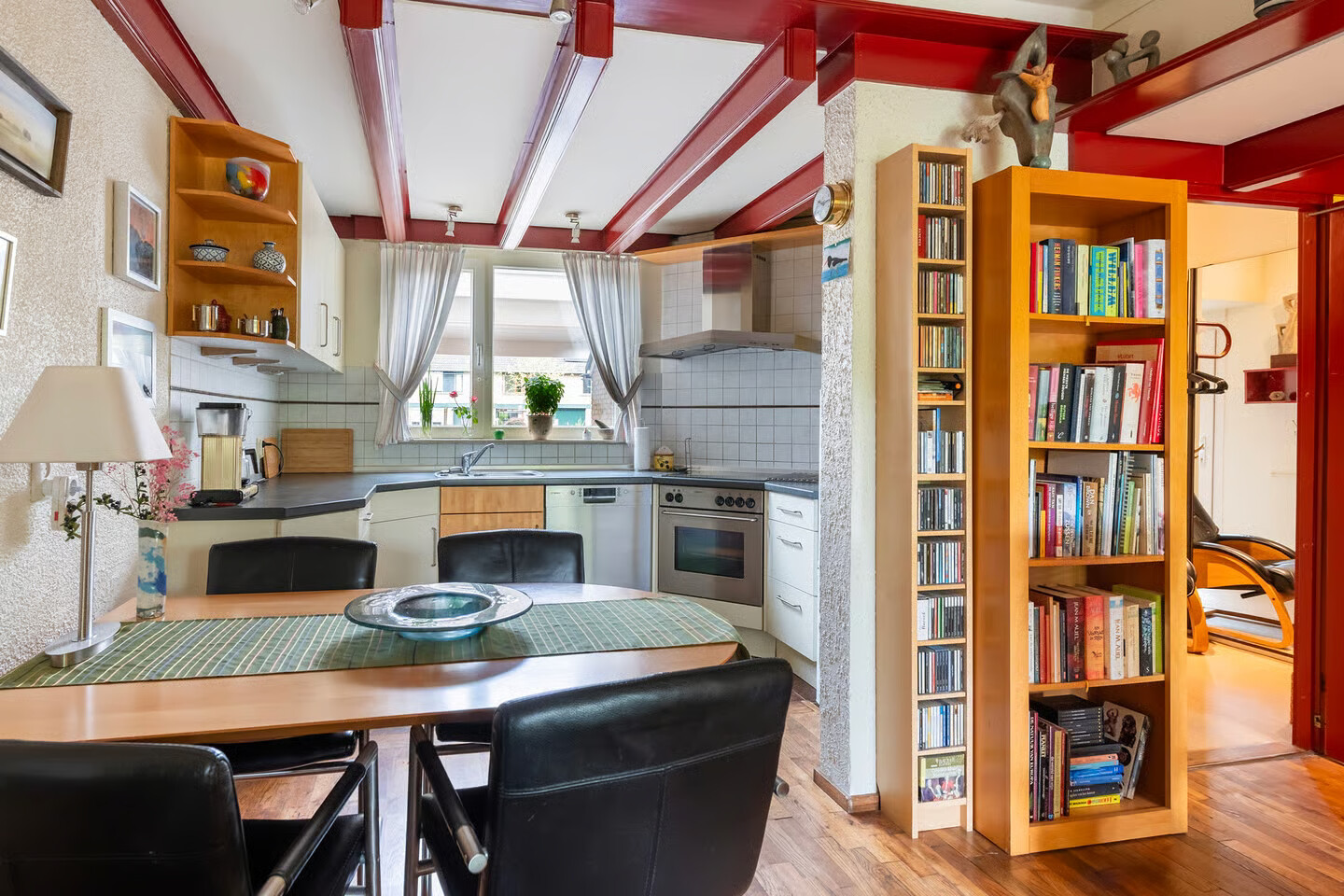 Tussenwoning te koop: Kokkelmanlanden 72, Enschede