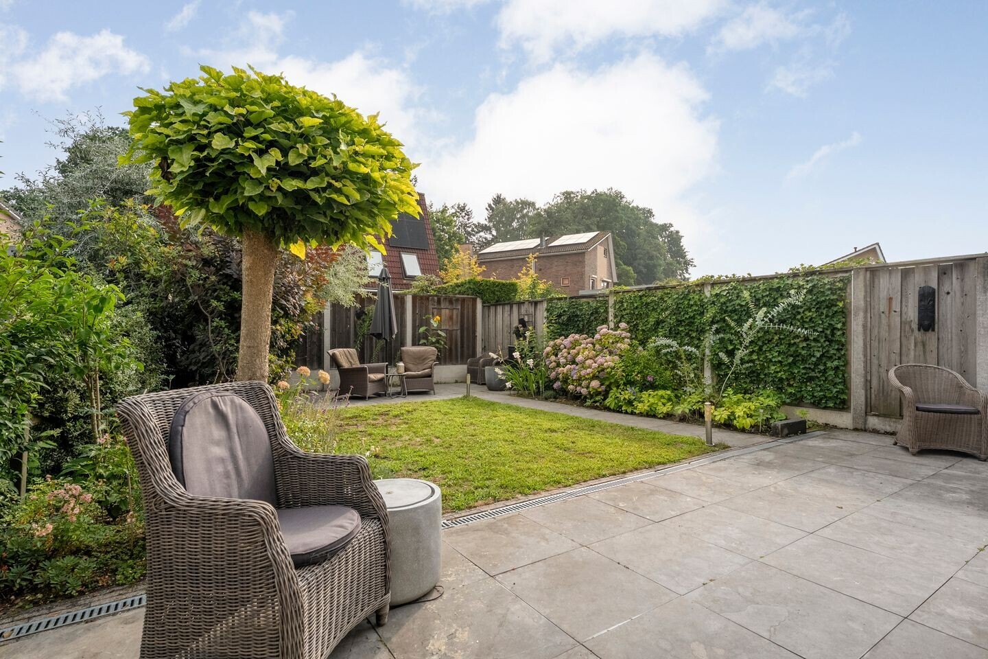 Hoekwoning te koop: Mastbos 110, Enschede