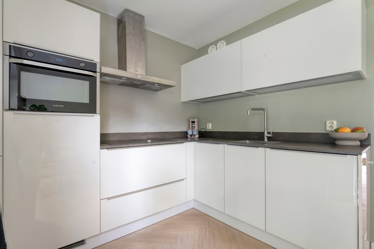Hoekwoning te koop: Mastbos 110, Enschede