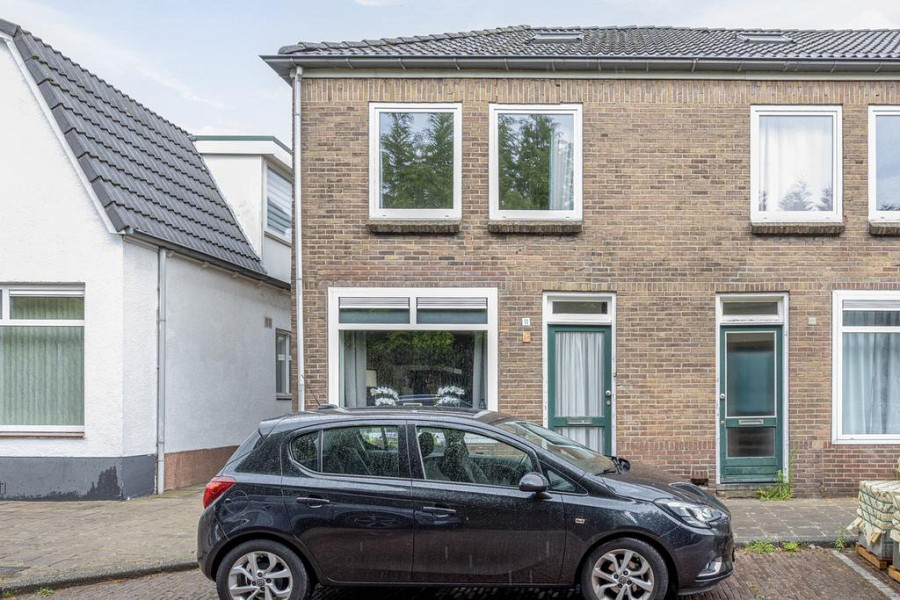 Hoekwoning te koop: Mariastraat 11, Enschede