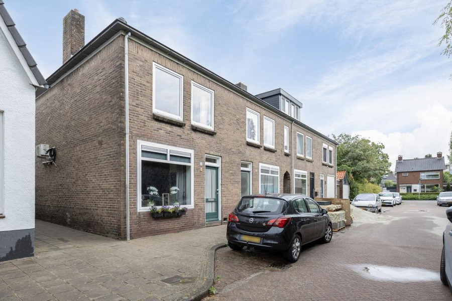 Hoekwoning te koop: Mariastraat 11, Enschede