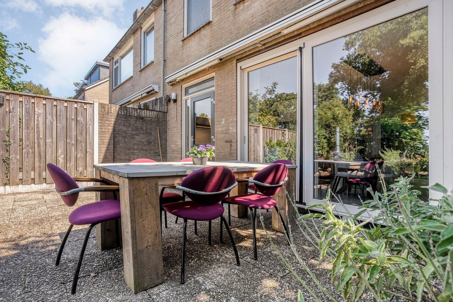 Twee-onder-één-kap te koop: Herikebrink 63, Enschede