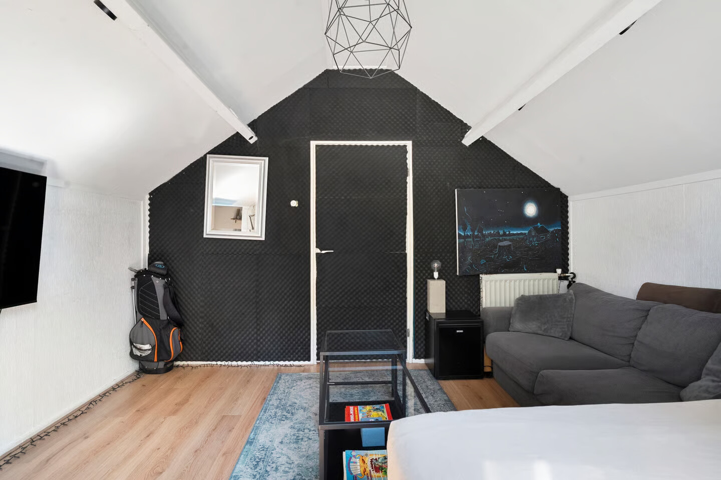 Twee-onder-één-kap te koop: Herikebrink 63, Enschede