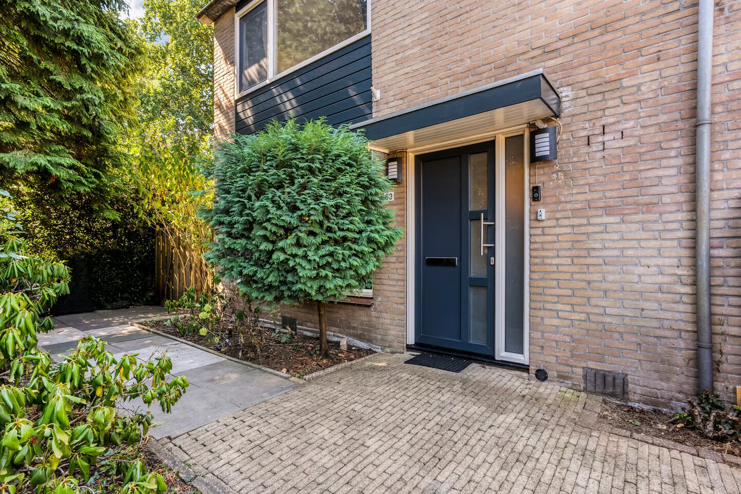 Twee-onder-één-kap te koop: Herikebrink 63, Enschede