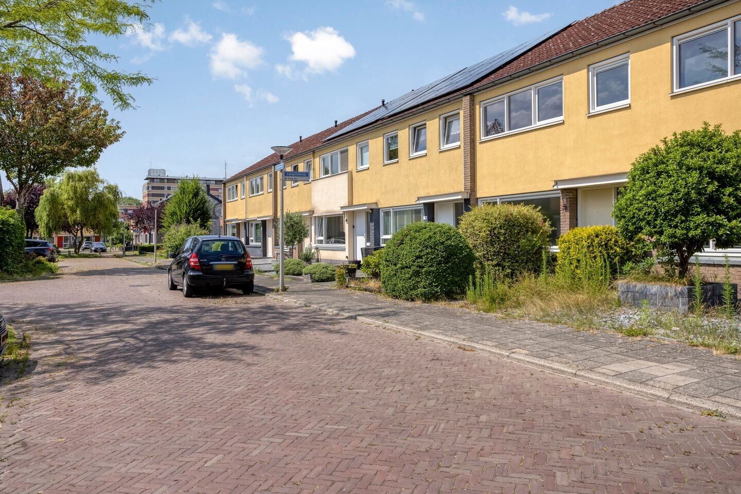 Tussenwoning te koop: Langelobrink 32, Enschede