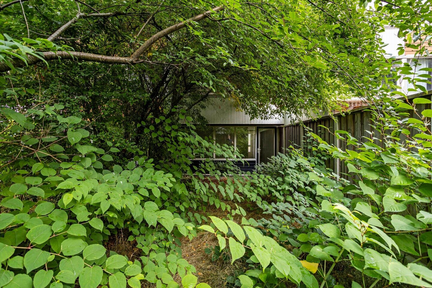 Tussenwoning te koop: Agelobrink 28, Enschede