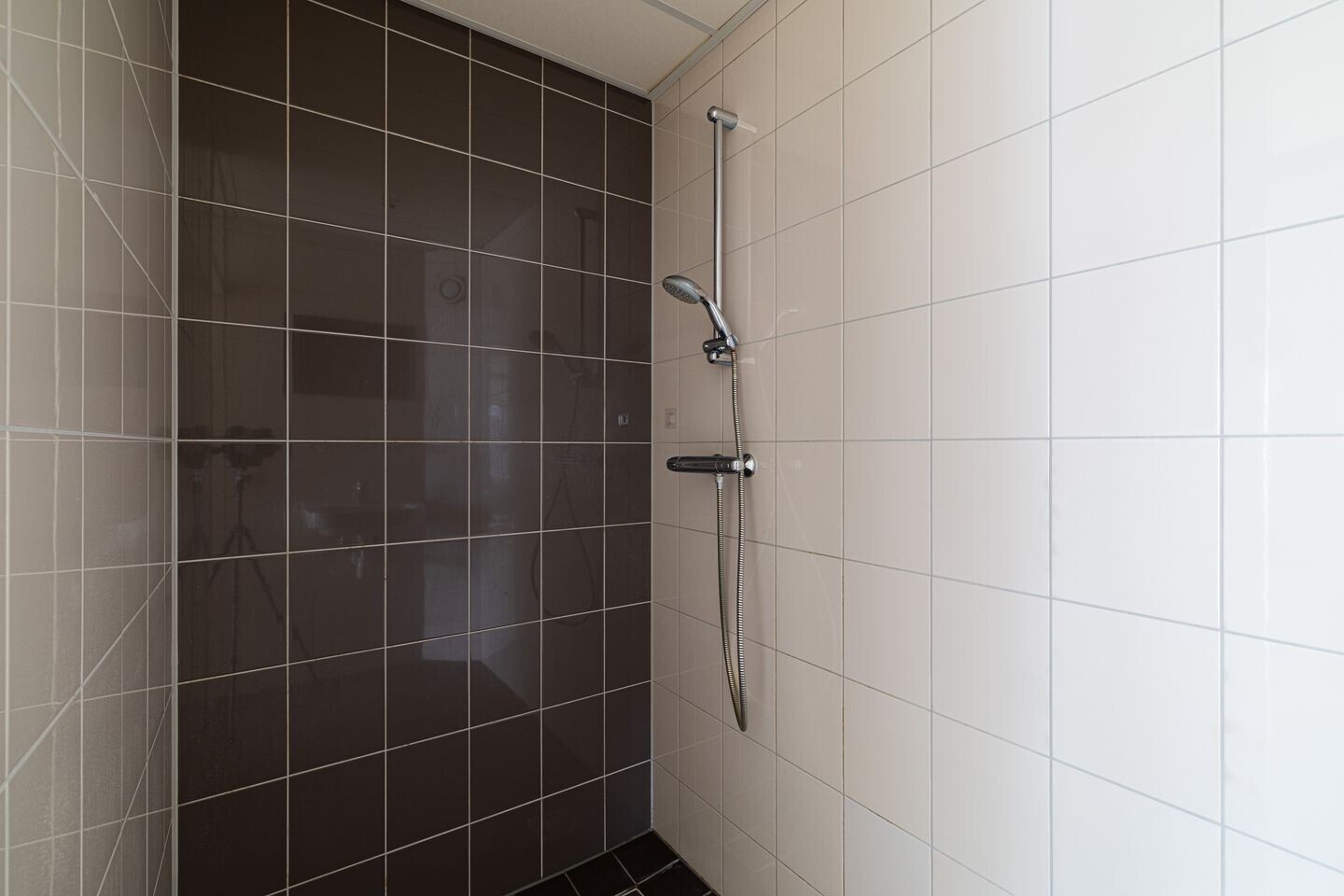 Tussenwoning te koop: Agelobrink 28, Enschede