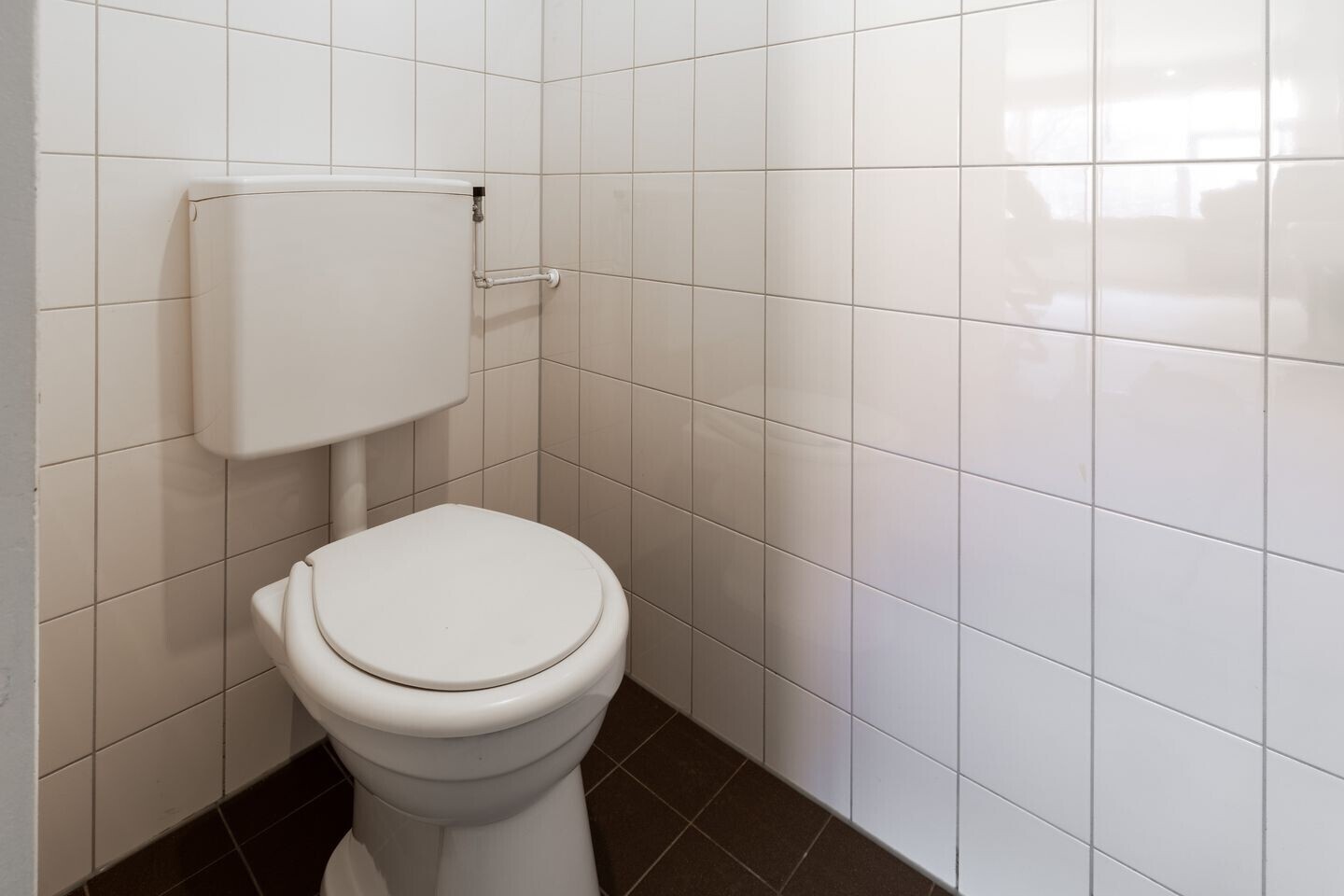 Tussenwoning te koop: Agelobrink 28, Enschede