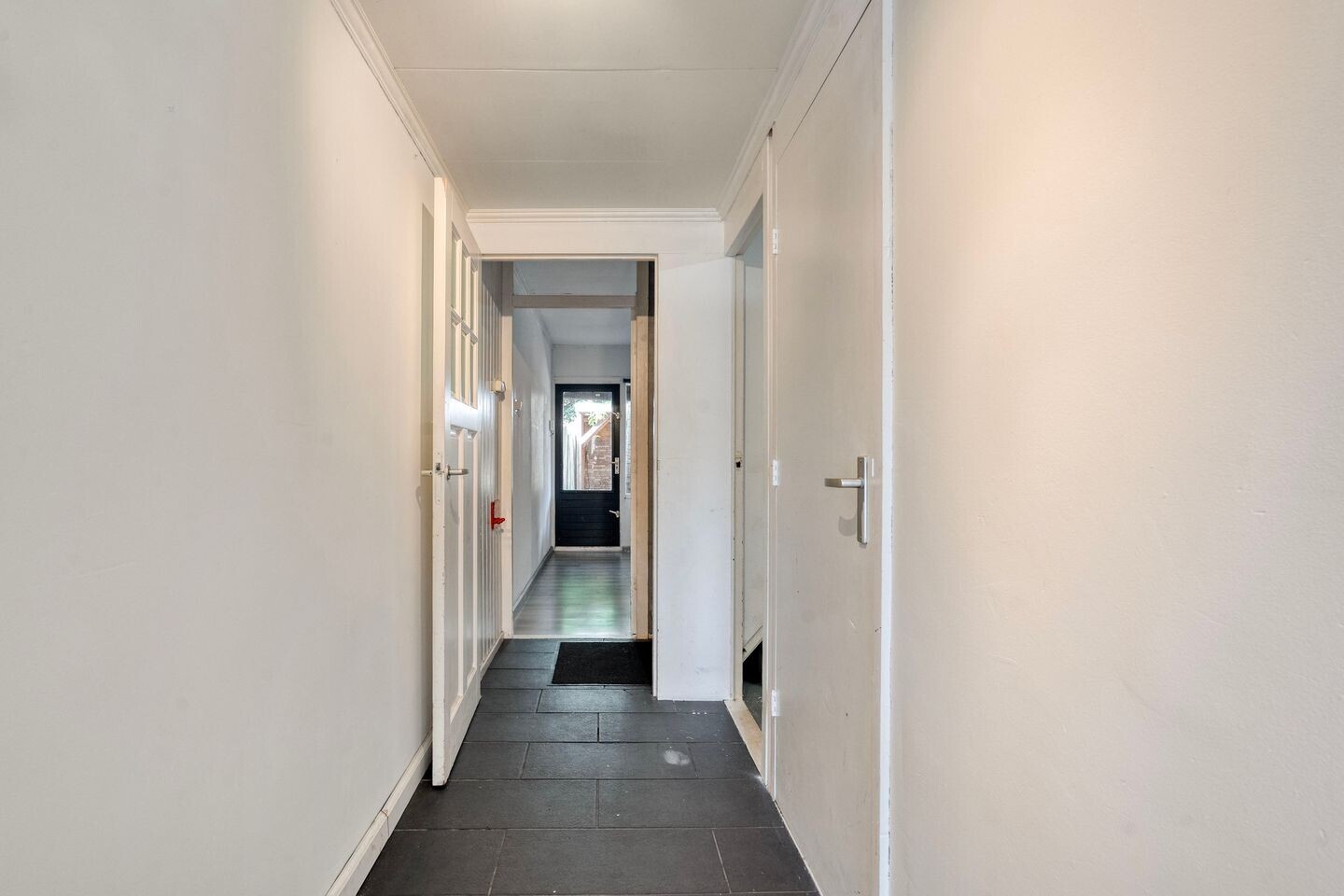 Tussenwoning te koop: Haarlebrink 27, Enschede