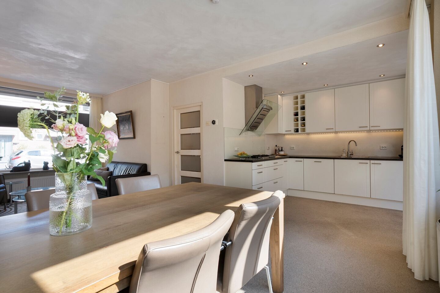Tussenwoning te koop: Willem Kalfstraat 17, Enschede