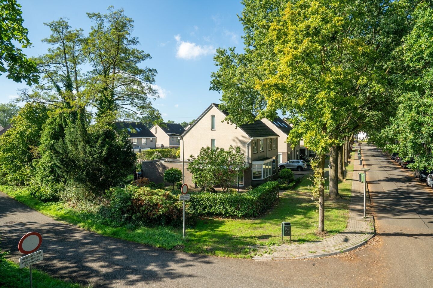 Hoekwoning te koop: Thomas de Keyserstraat 401, Enschede
