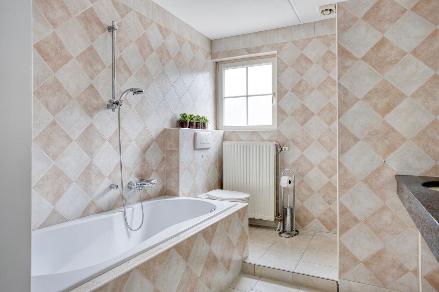 Vrijstaande woning te koop: Clara Peeterslaan 21, Enschede