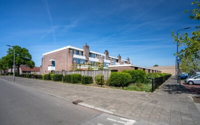 Jan Vermeer. 10-23